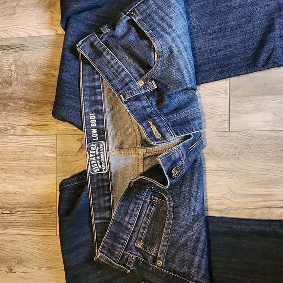 ♨️🌟Host Pick🌟♨️ Levis Signature Low Bootcut Jeans 36x34 - Picture 8 of 8